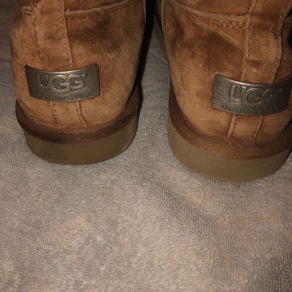 UGG Upside Boots - Picture 6 of 8
